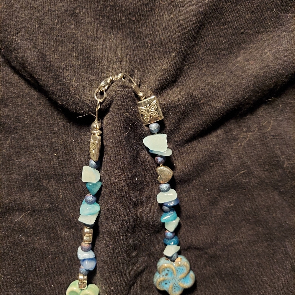 Floral Beaded Necklace - Green and Blue - Picture 3 of 5